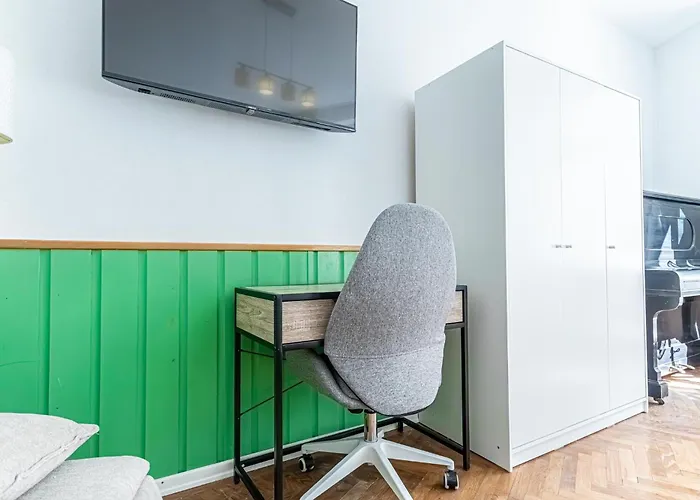 Apartman Convenient 3-br Shared Apt, 15 Min To Landstrasse Hub Bécs