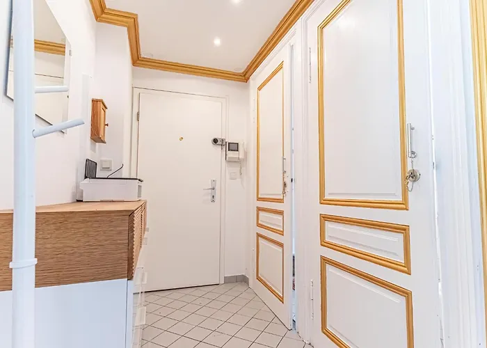 Convenient 3-br Shared Apt, 15 Min To Landstrasse Hub Bécs