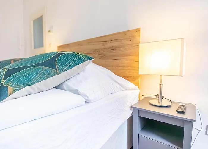 Apartman Convenient 3-br Shared Apt, 15 Min To Landstrasse Hub *